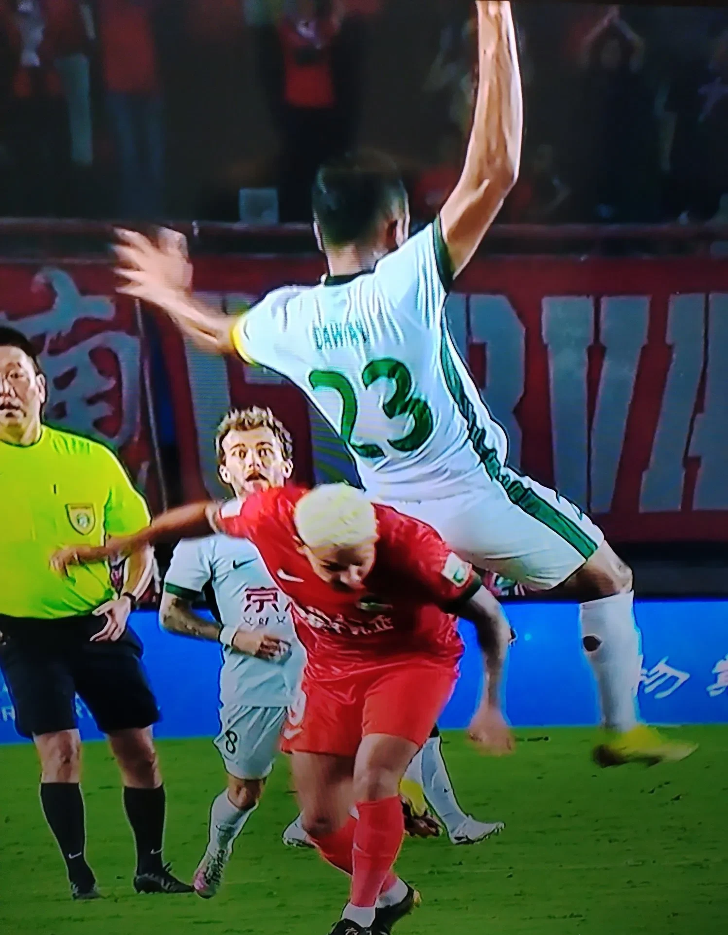 从窗口期北京国安备战NBA季后赛到绝杀引爆全场,哈兰德在MAD比赛中夺冠的简单介绍 从窗口期北京国安备战NBA季后赛到绝杀引爆全场,哈兰德在MAD比赛中夺冠的简单介绍